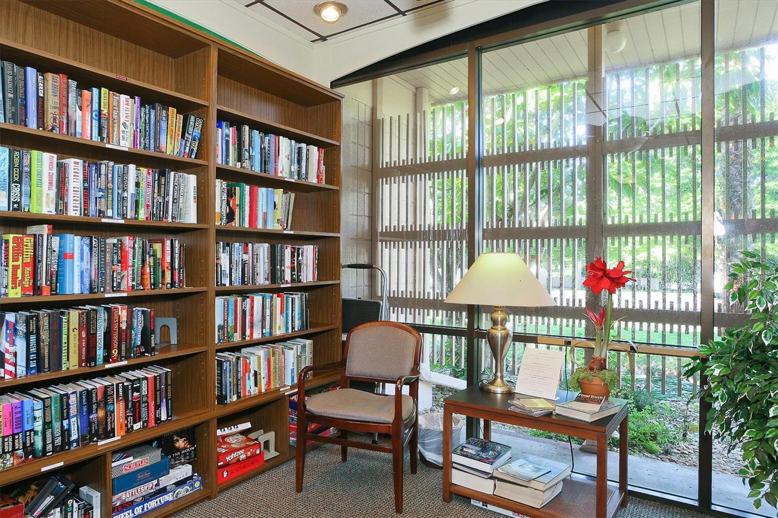 4350 CHATHAM DR #E106, LONGBOAT KEY, FL, 34228