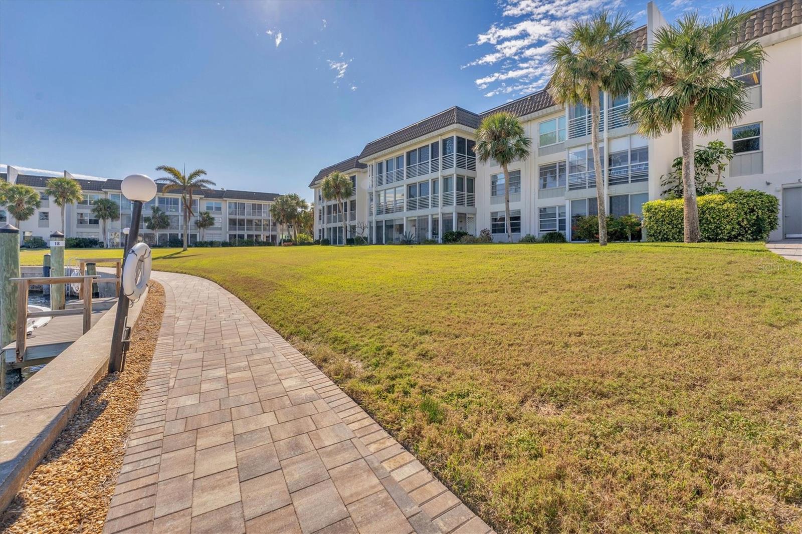 4350 CHATHAM DR #E106, LONGBOAT KEY, FL, 34228