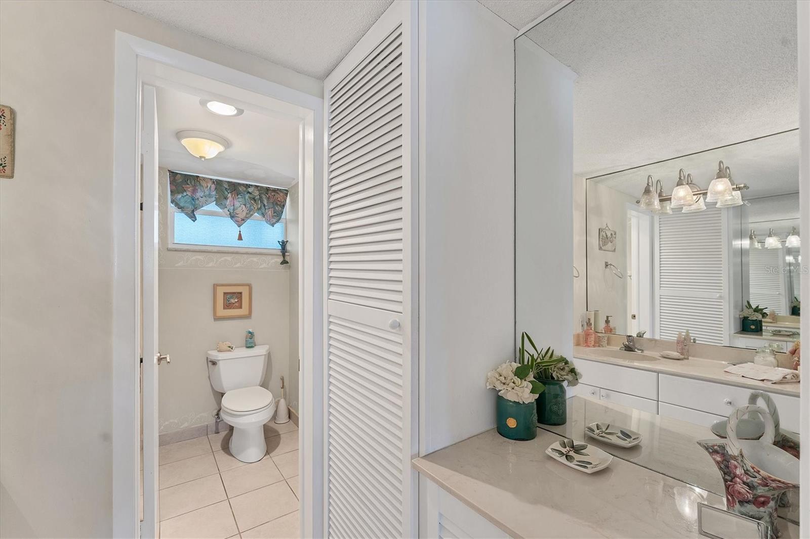 4350 CHATHAM DR #E106, LONGBOAT KEY, FL, 34228
