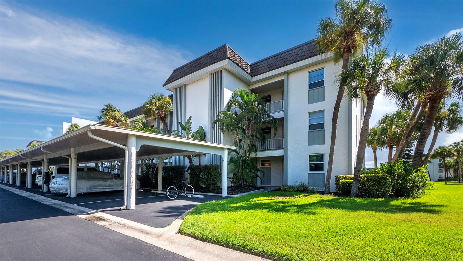 4350 CHATHAM DR #E106, LONGBOAT KEY, FL, 34228