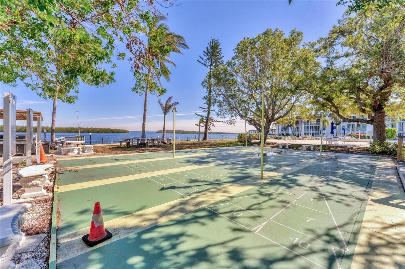 4350 CHATHAM DR #E106, LONGBOAT KEY, FL, 34228