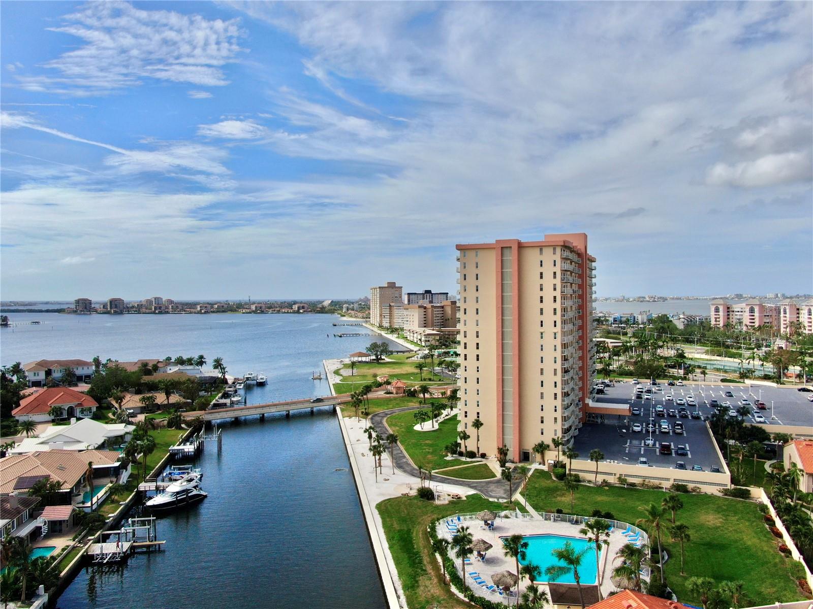 4900 BRITTANY DR S #909, ST PETERSBURG, FL, 33715