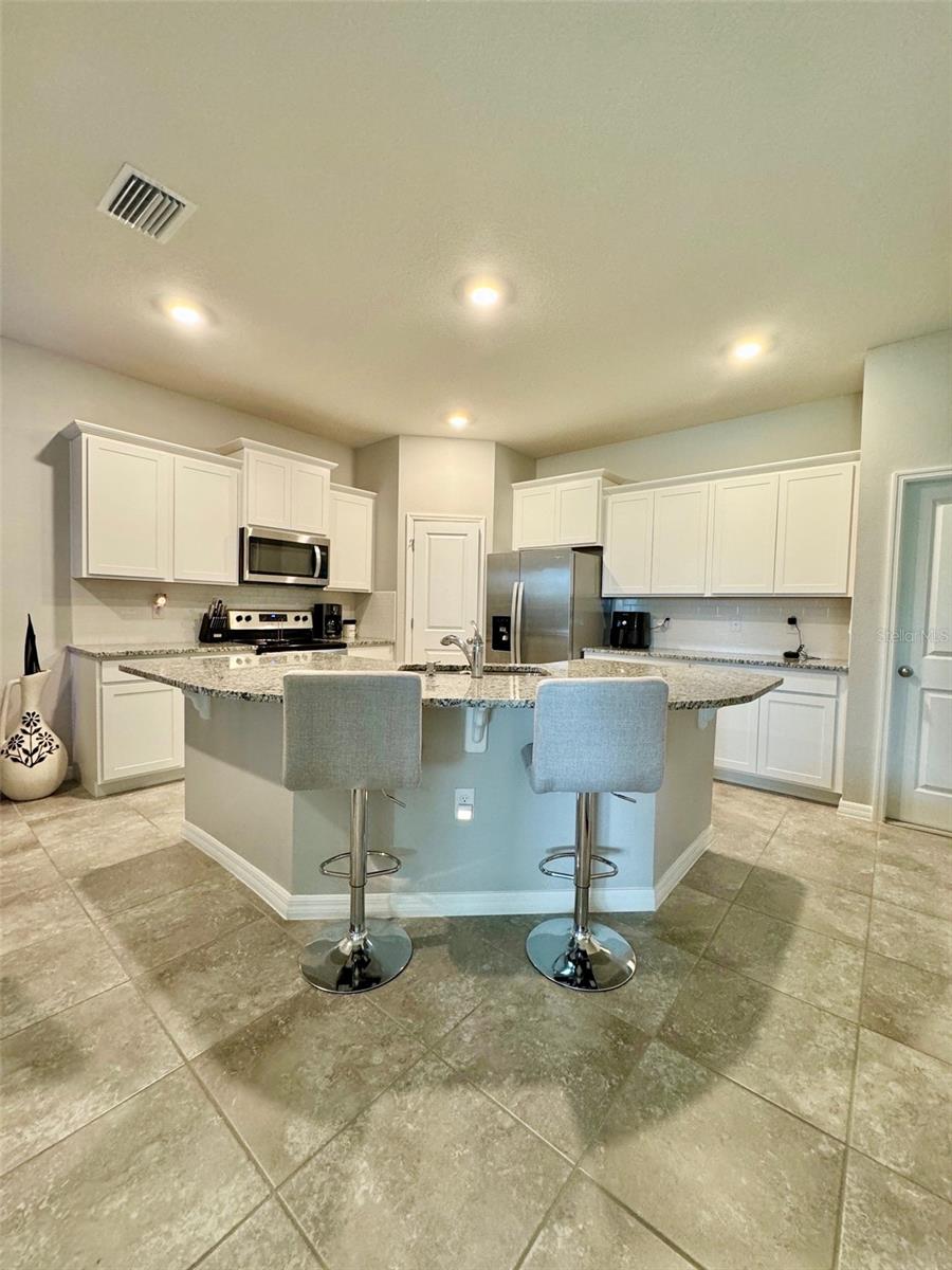 31092 MANGO FADE WAY, SAN ANTONIO, FL, 33576