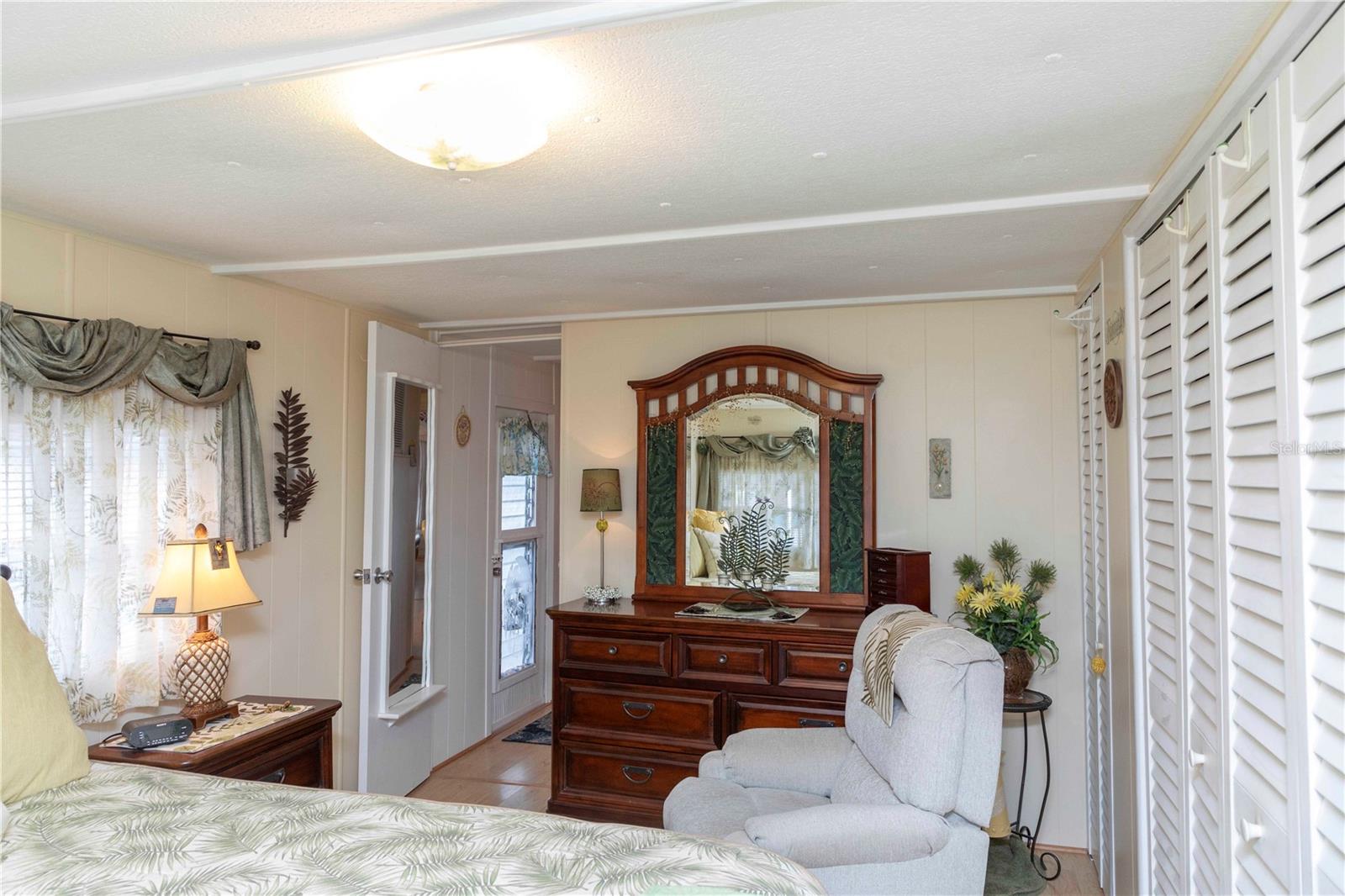 5629 RIVERVIEW DR, NEW PORT RICHEY, FL, 34652