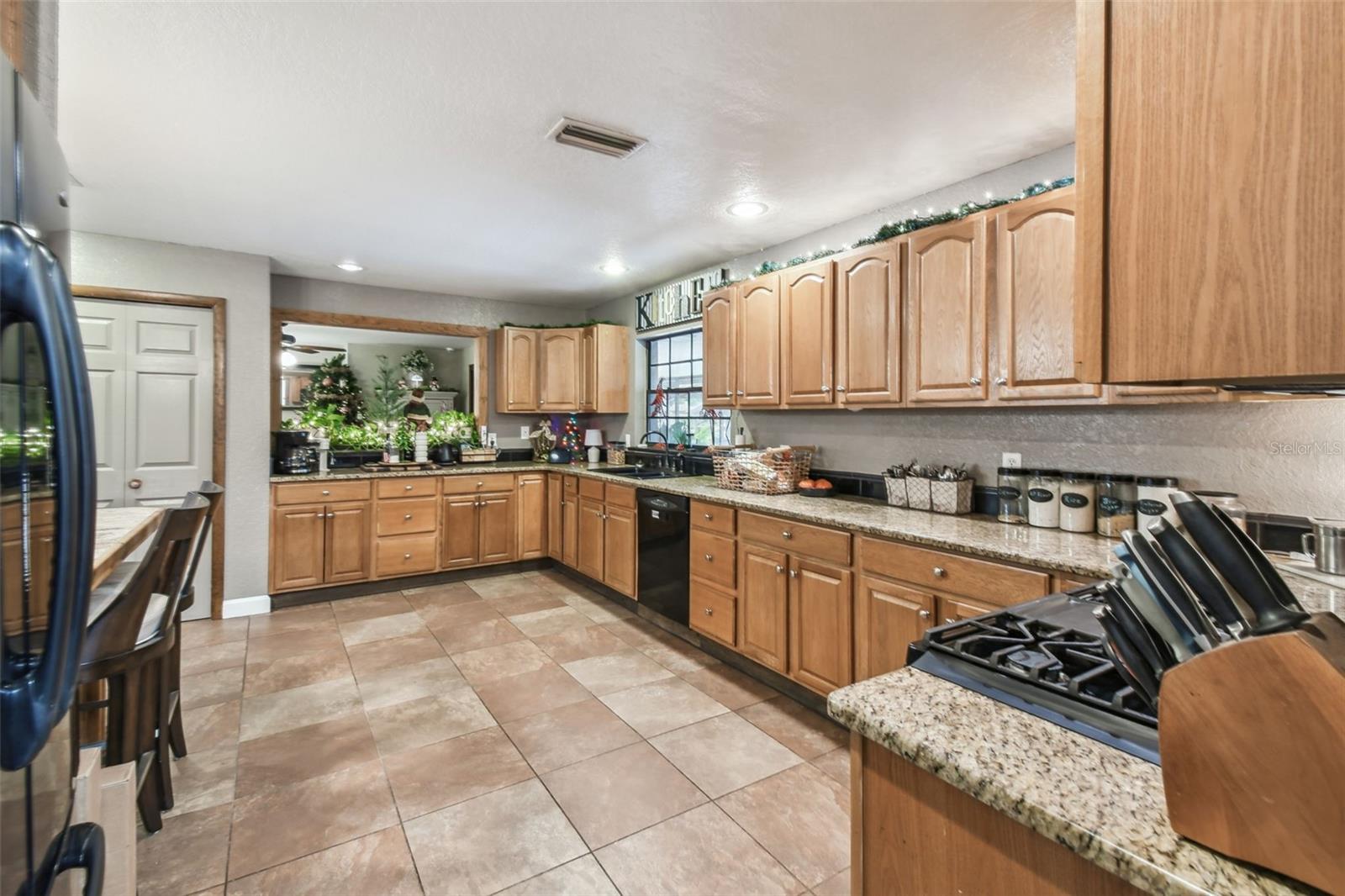 2028 MARKER RD, POLK CITY, FL, 33868