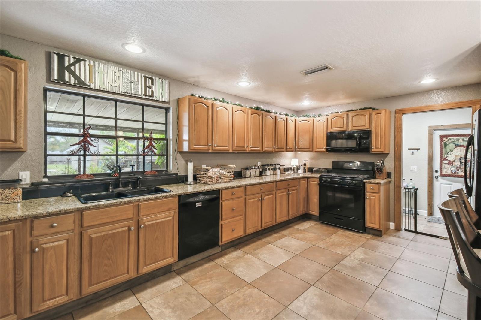 2028 MARKER RD, POLK CITY, FL, 33868