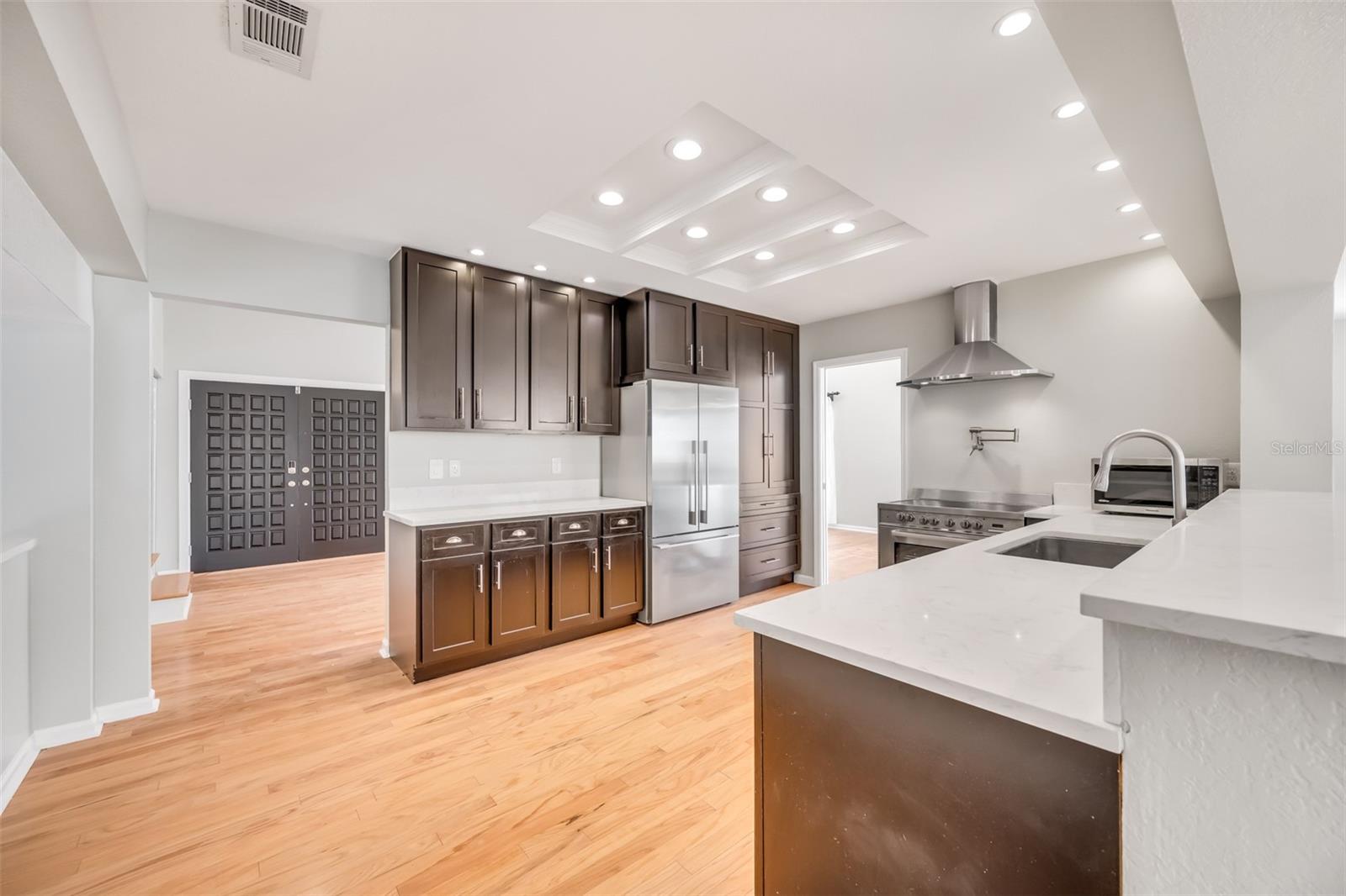 14214 LARK CT, CLEARWATER, FL, 33762