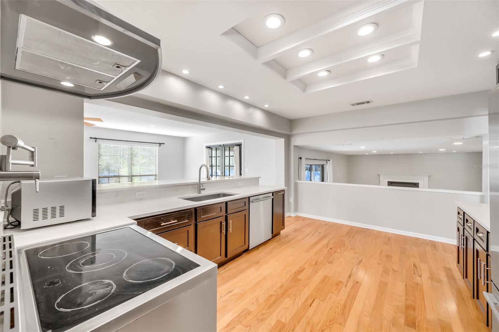 14214 LARK CT, CLEARWATER, FL, 33762