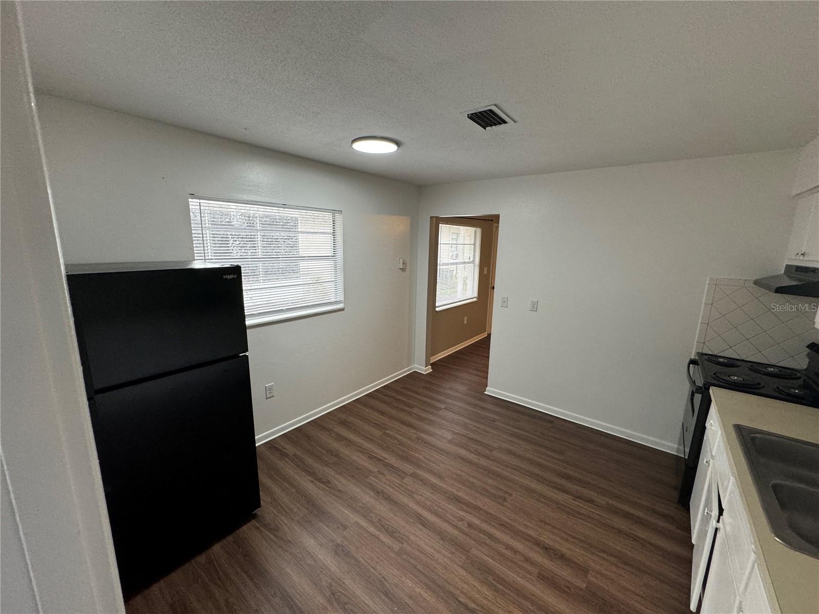 110 N TRUETT ST #B, LEESBURG, FL, 34748