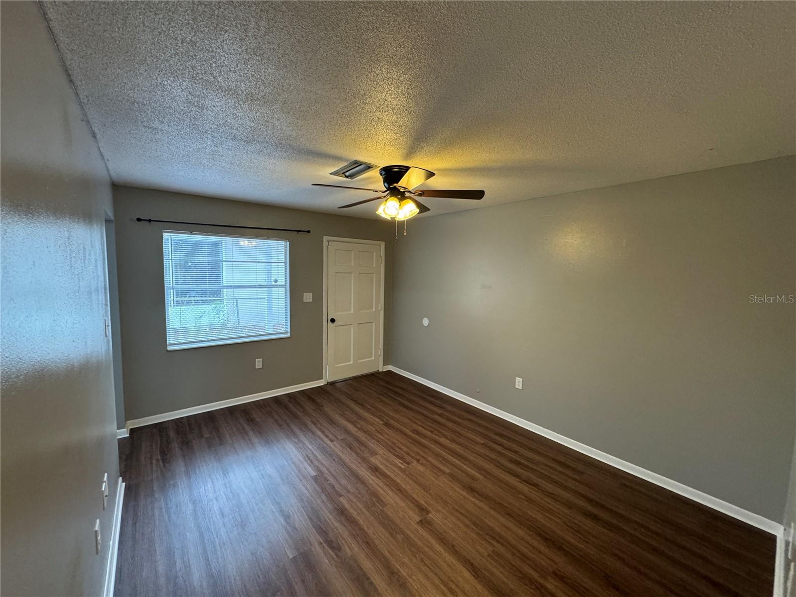 110 N TRUETT ST #B, LEESBURG, FL, 34748