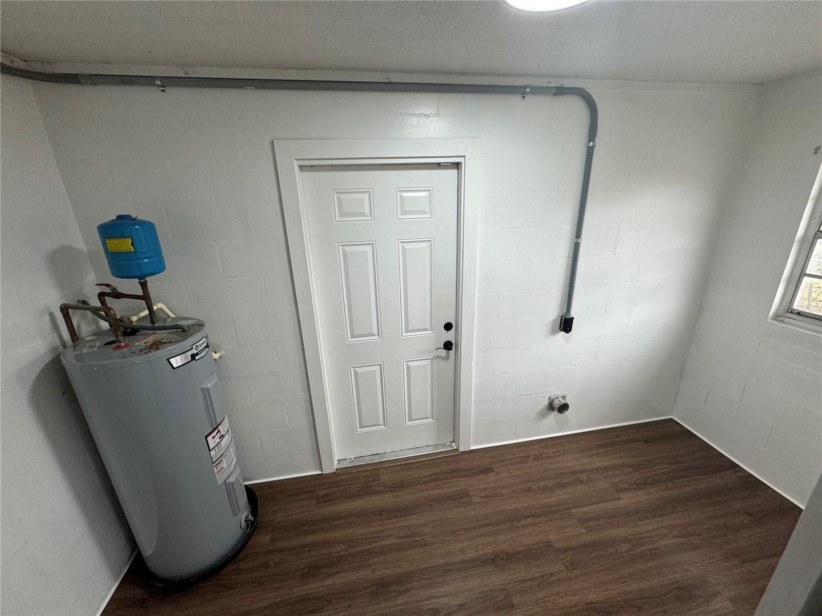 110 N TRUETT ST #B, LEESBURG, FL, 34748