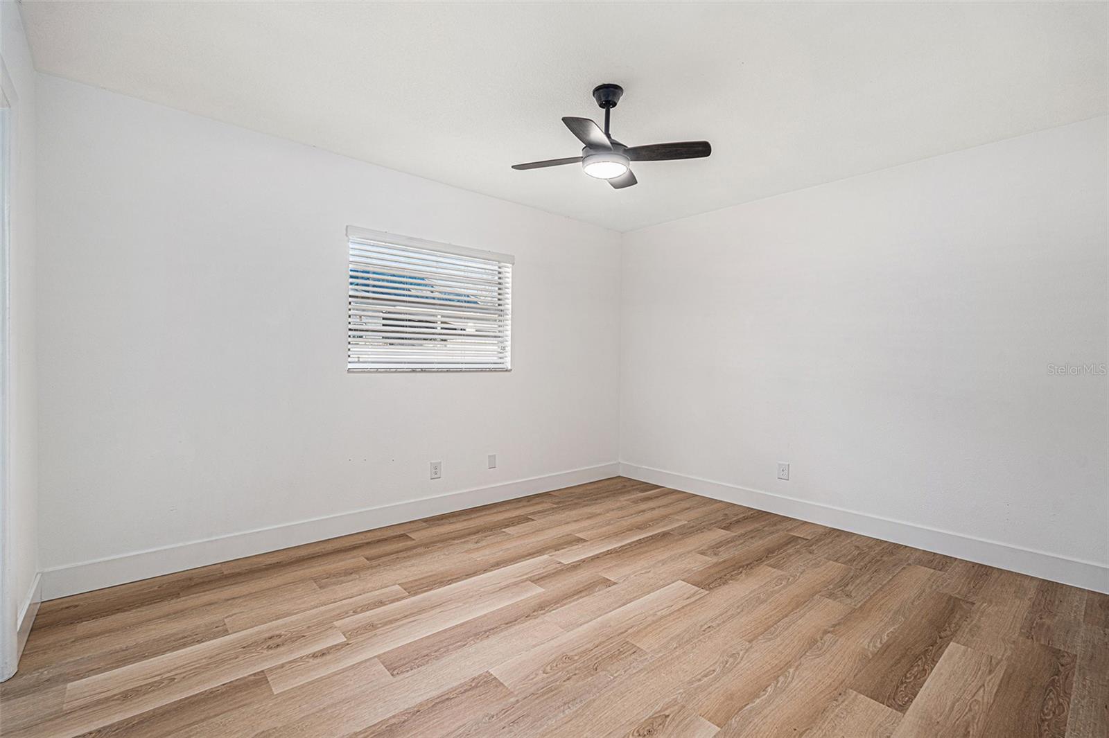 3213 W GROVE ST, TAMPA, FL, 33614