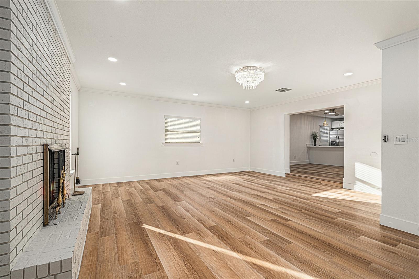 3213 W GROVE ST, TAMPA, FL, 33614