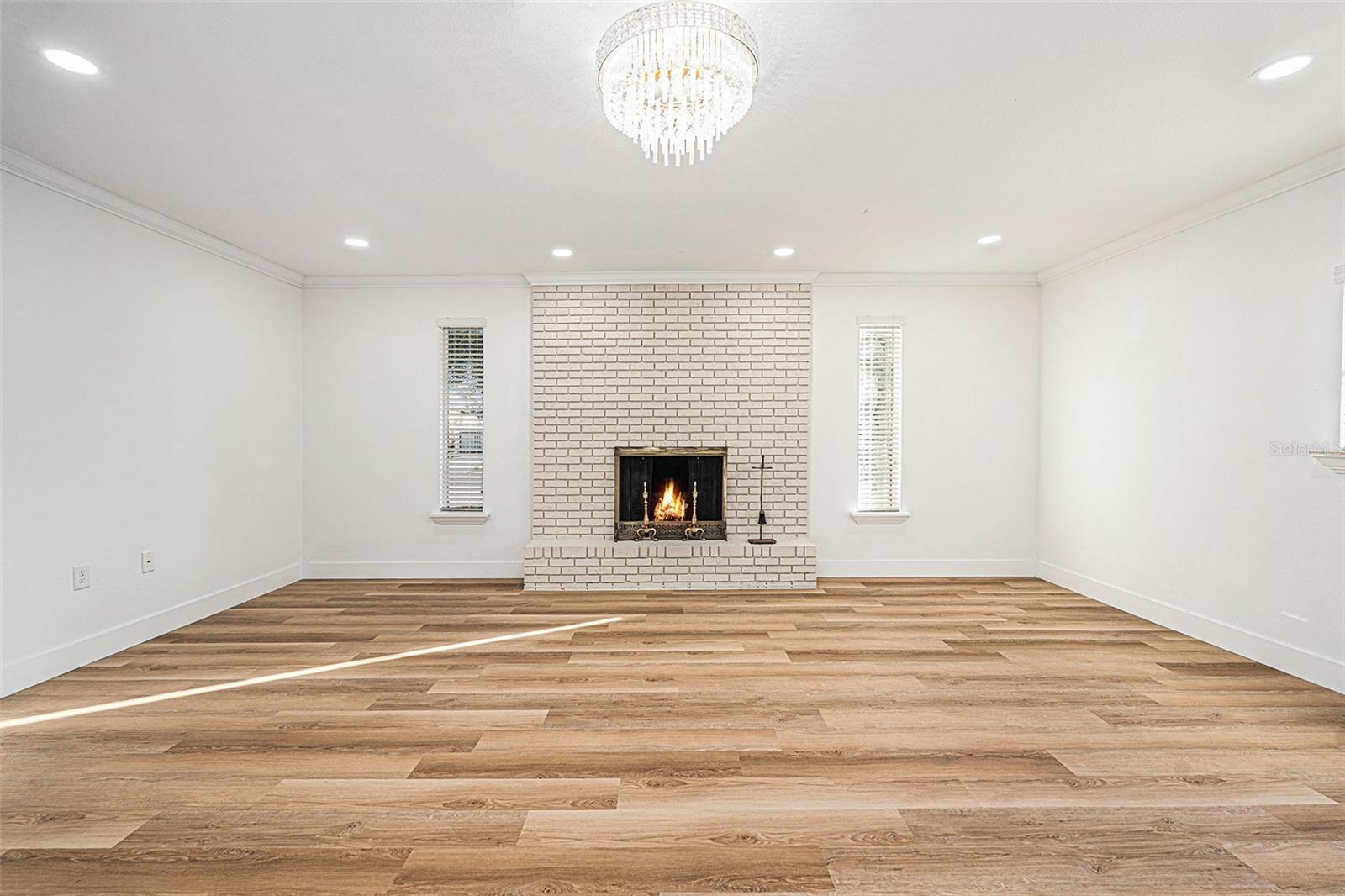 3213 W GROVE ST, TAMPA, FL, 33614