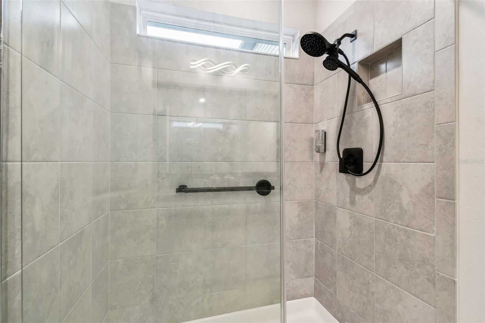 6684 DEVLIN LN, WESLEY CHAPEL, FL, 33545