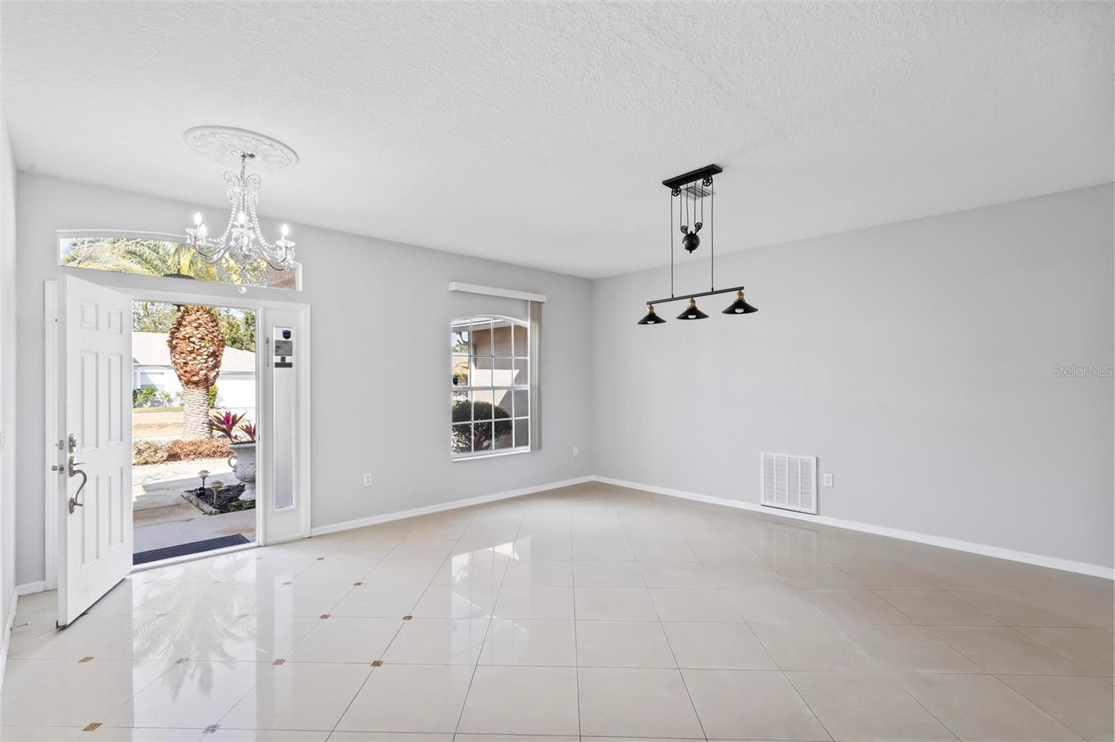 10 PRAVER LN, PALM COAST, FL, 32164