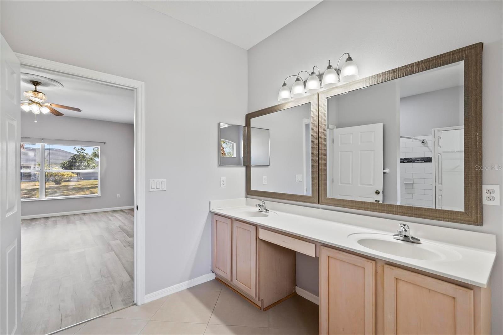 10 PRAVER LN, PALM COAST, FL, 32164