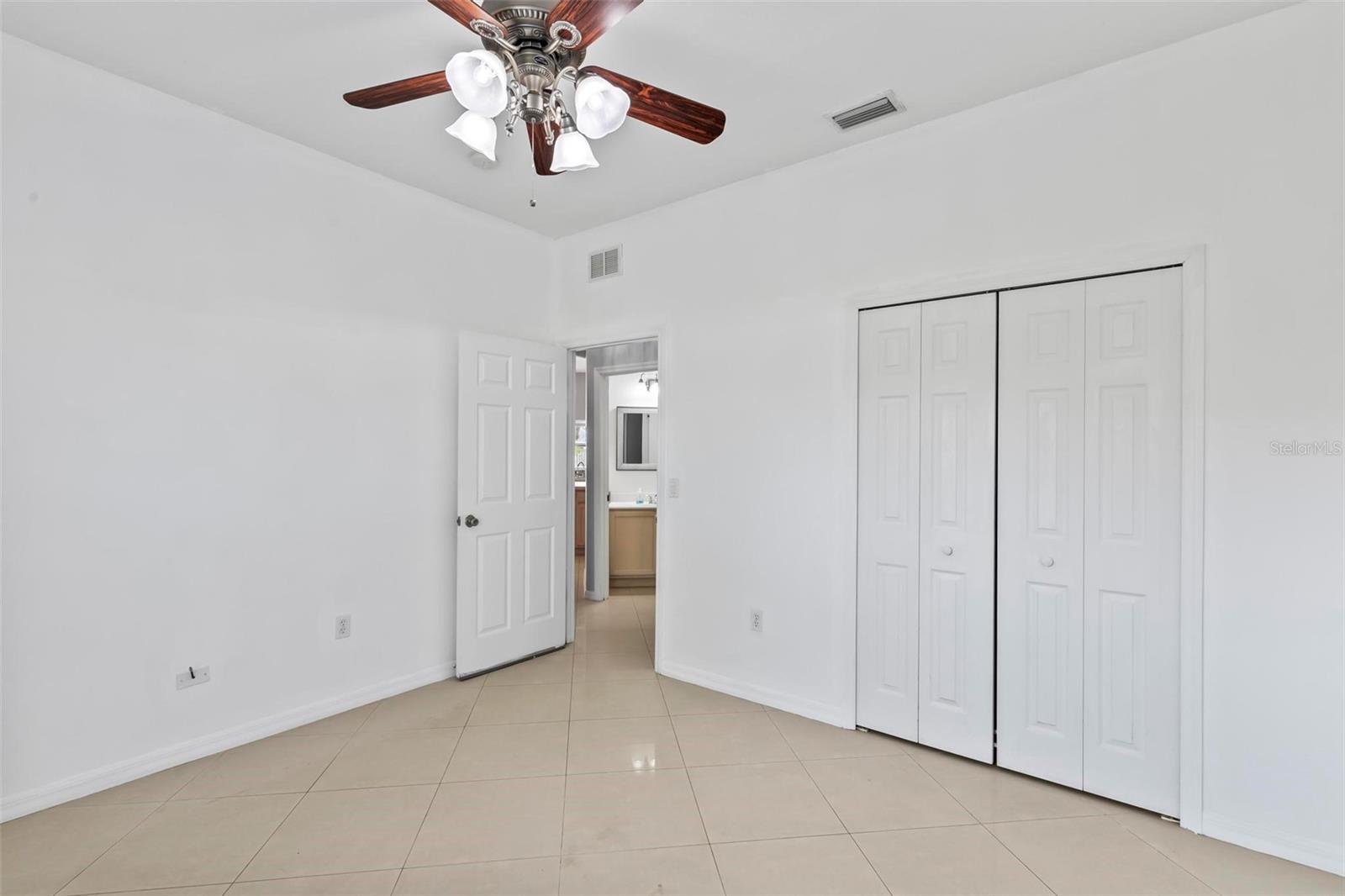 10 PRAVER LN, PALM COAST, FL, 32164