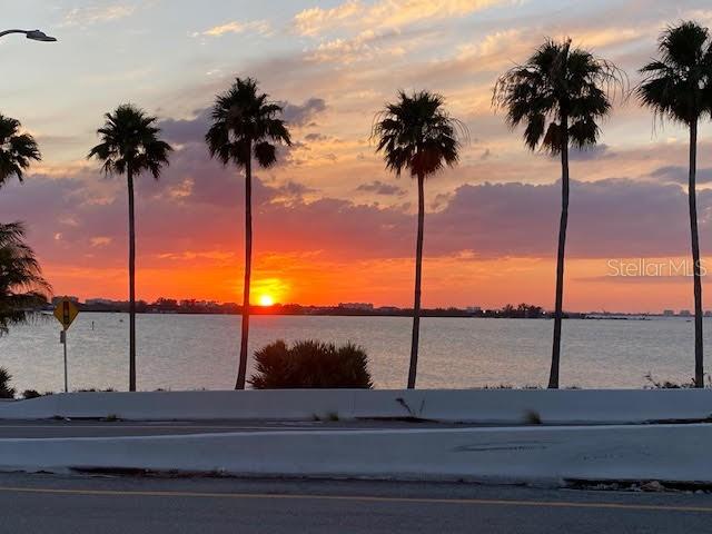 1604 STICKNEY POINT RD #102, SARASOTA, FL, 34231