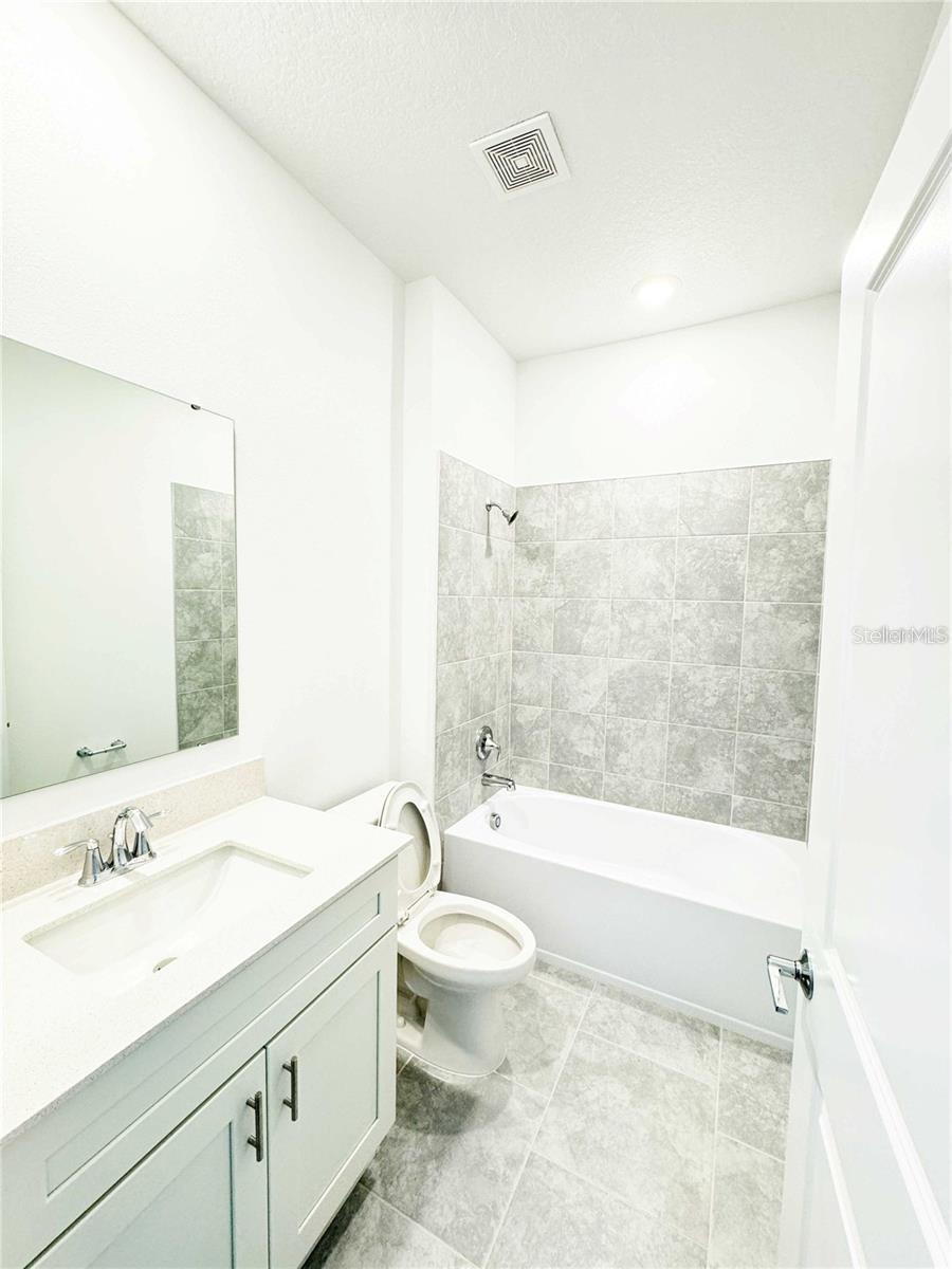 2122 SWEET HONEY LN, APOPKA, FL, 32712