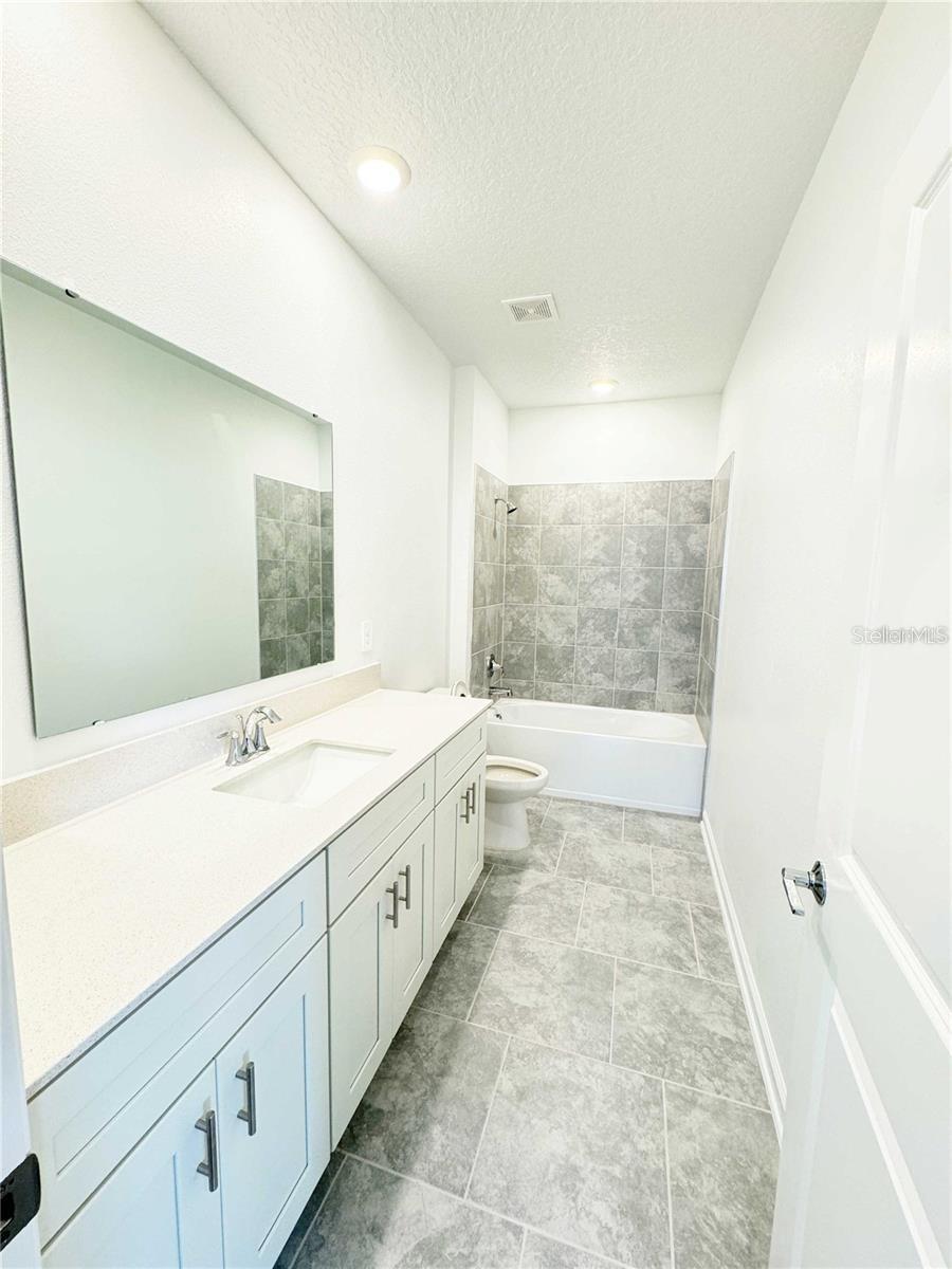 2122 SWEET HONEY LN, APOPKA, FL, 32712