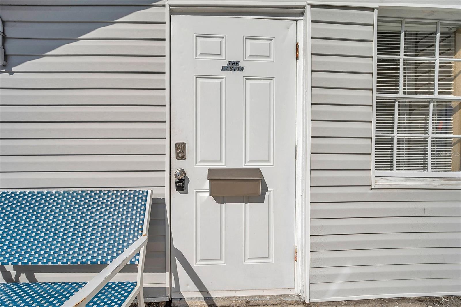 1318 E LOUISE AVE, TAMPA, FL, 33603