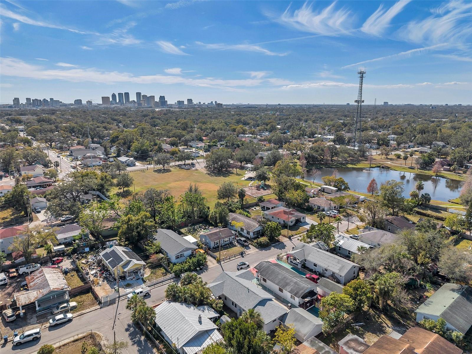 1318 E LOUISE AVE, TAMPA, FL, 33603