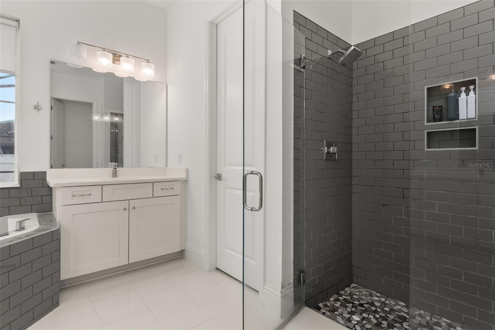 8361 LUDINGTON CIR, ORLANDO, FL, 32836