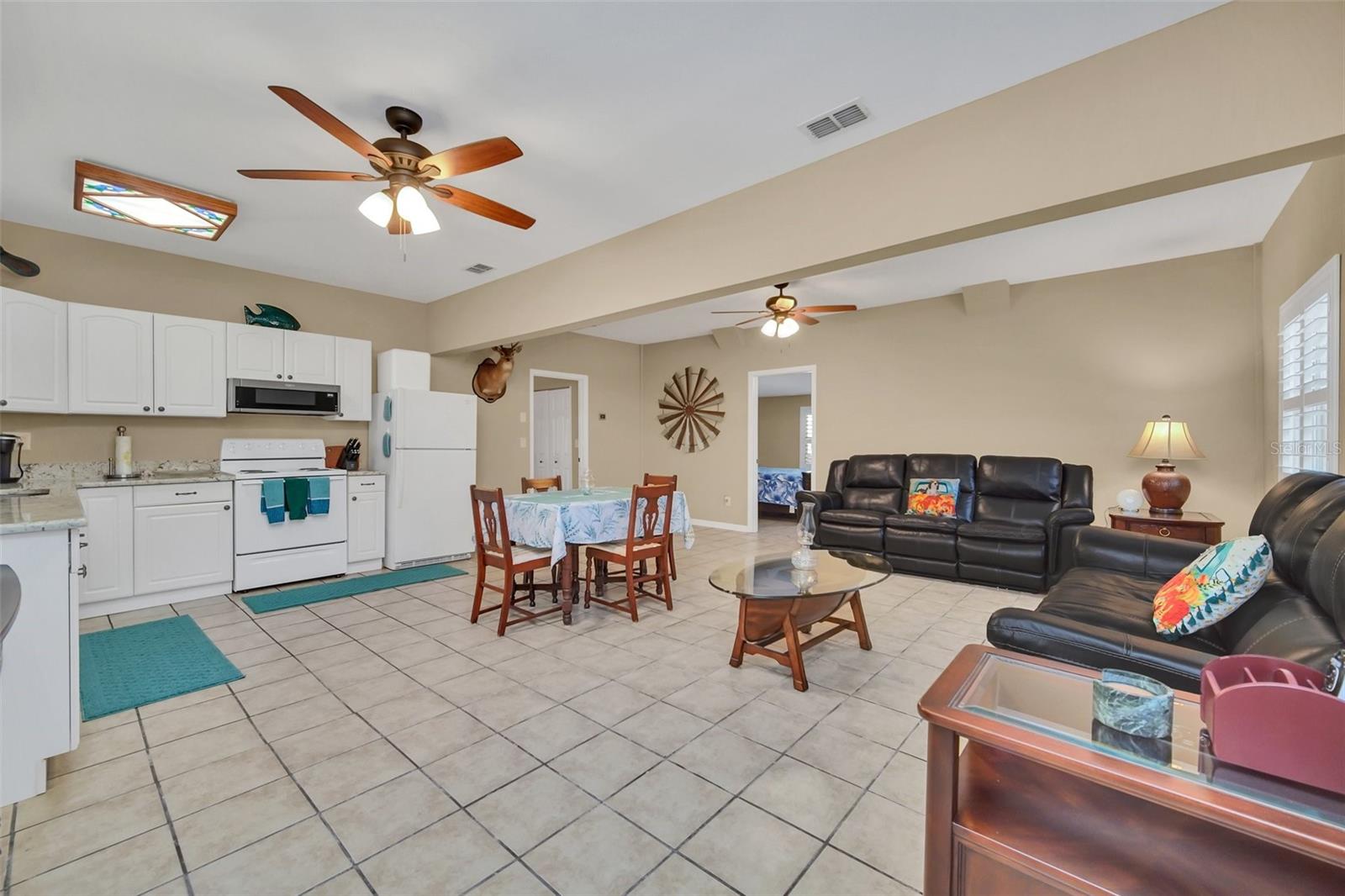 21113 KISSIMMEE SHORES RD, LAKE WALES, FL, 33898