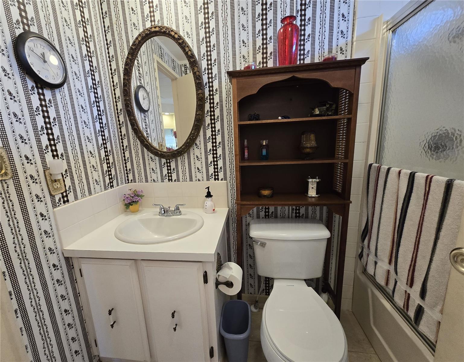 2016 GROVE WAY #GE, ZELLWOOD, FL, 32798