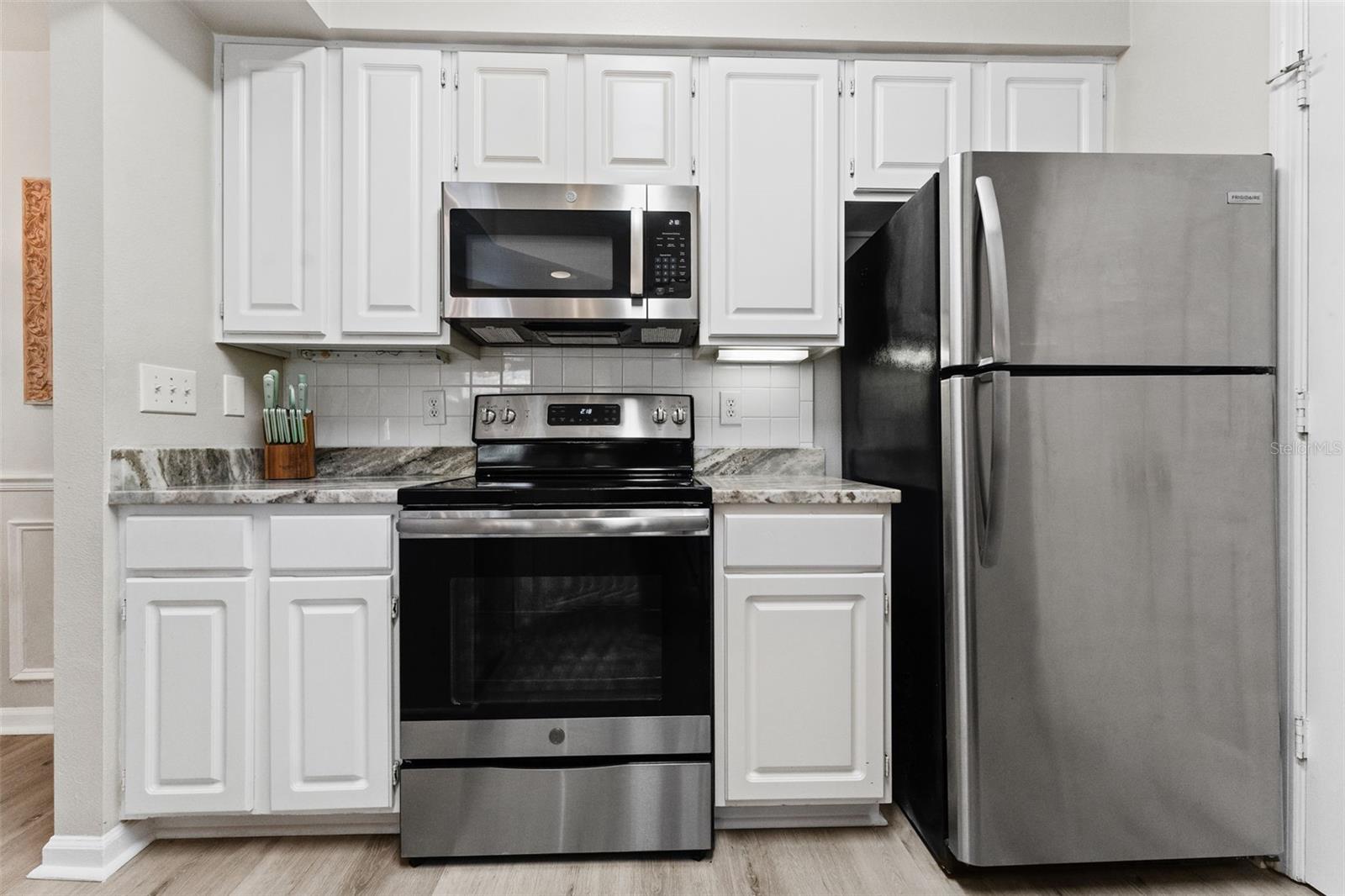 1203 BAY CLUB CIR #1203, TAMPA, FL, 33607