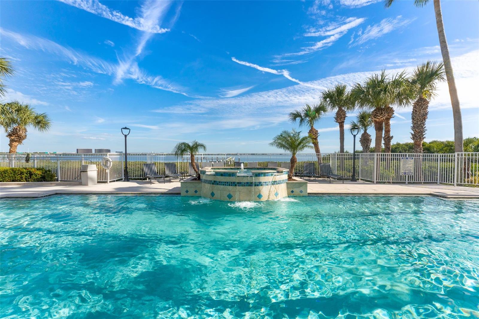 1203 BAY CLUB CIR #1203, TAMPA, FL, 33607