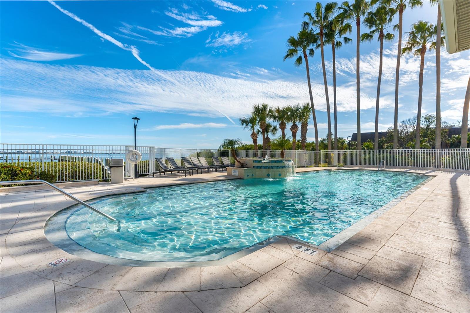 1203 BAY CLUB CIR #1203, TAMPA, FL, 33607