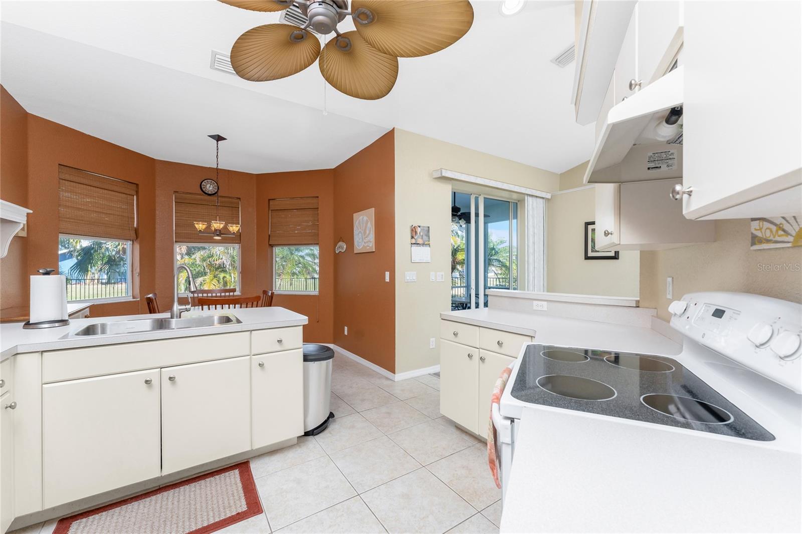 42 SANTAREM CIR, PUNTA GORDA, FL, 33983