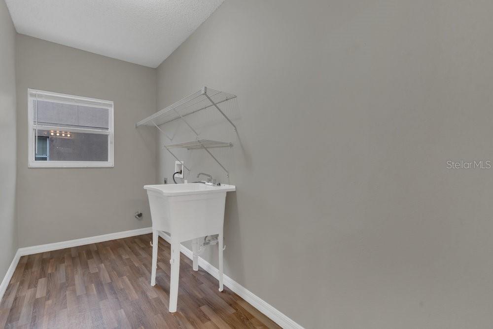 370 ALDERSHOT CT, KISSIMMEE, FL, 34758