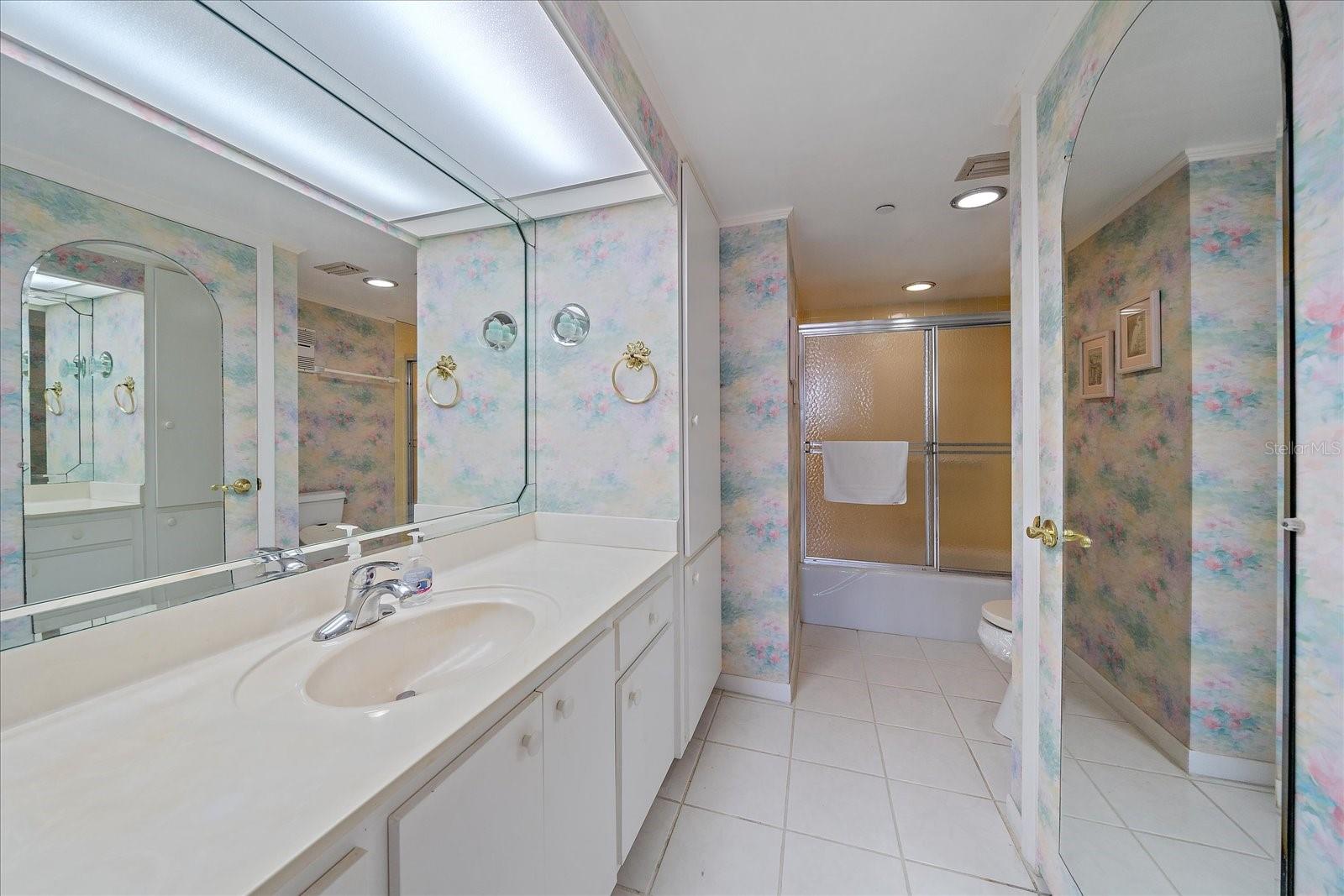 627 ALHAMBRA RD RD #504, VENICE, FL, 34285