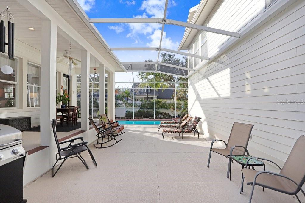 10023 BROMPTON DR, TAMPA, FL, 33626