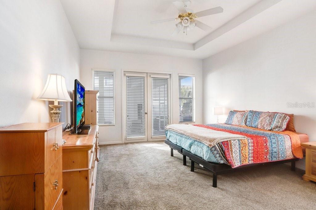 10023 BROMPTON DR, TAMPA, FL, 33626