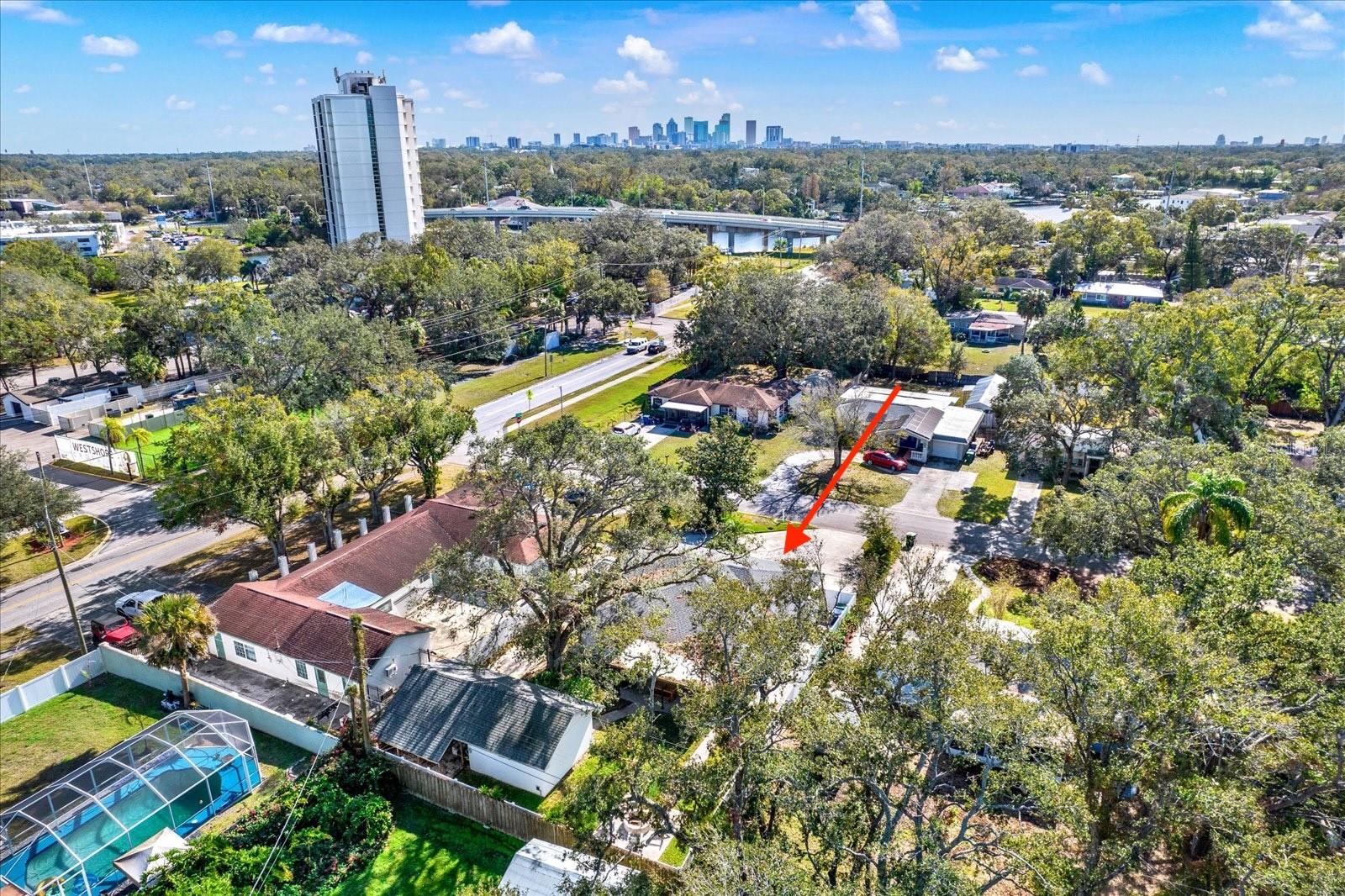 1703 W ELDRED DR, TAMPA, FL, 33603