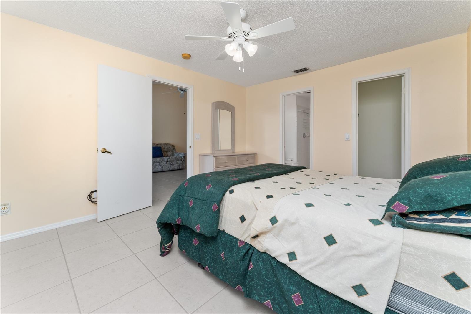 13917 TIMBERLAND DR #201, ORLANDO, FL, 32824