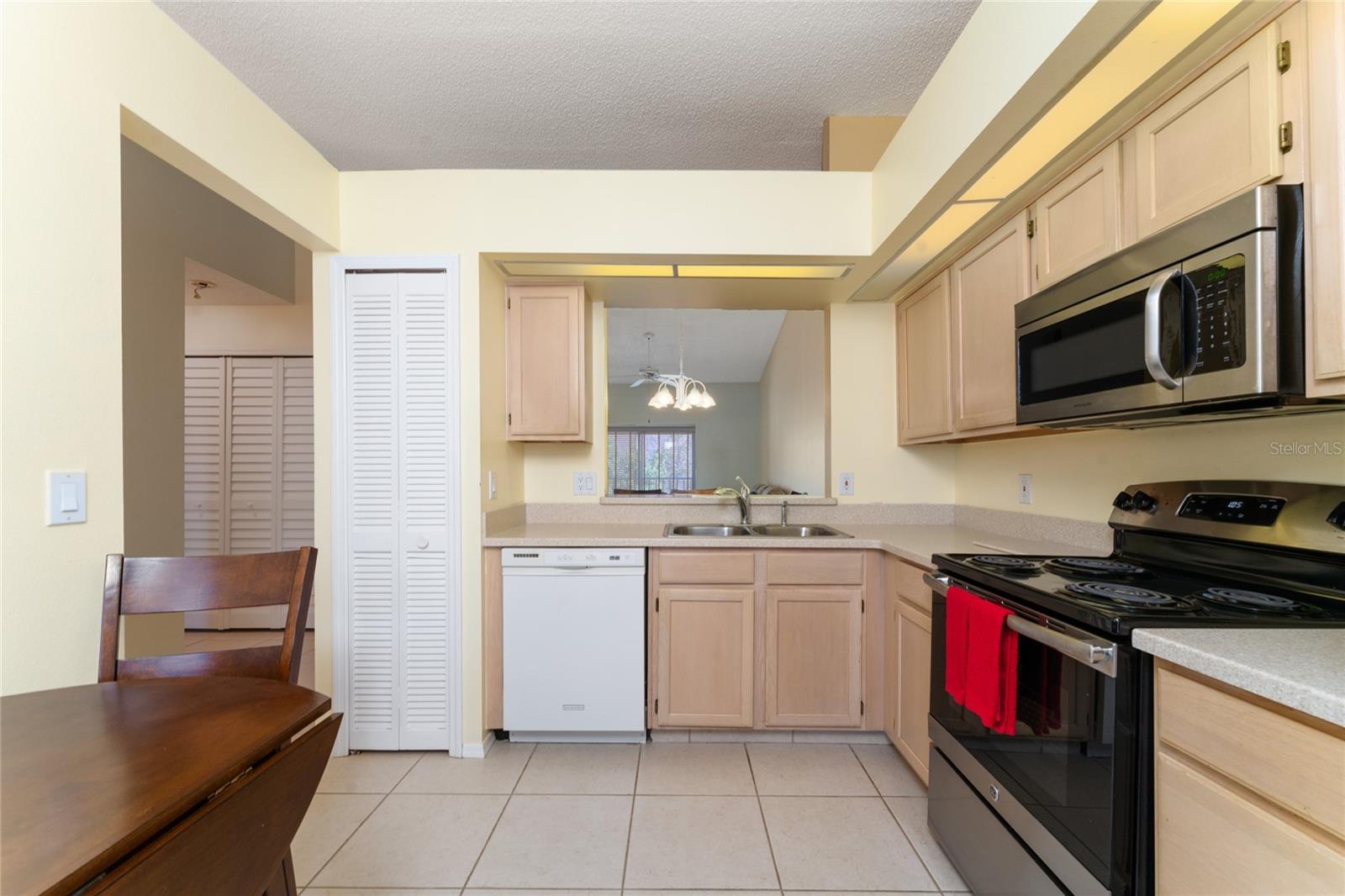 13917 TIMBERLAND DR #201, ORLANDO, FL, 32824