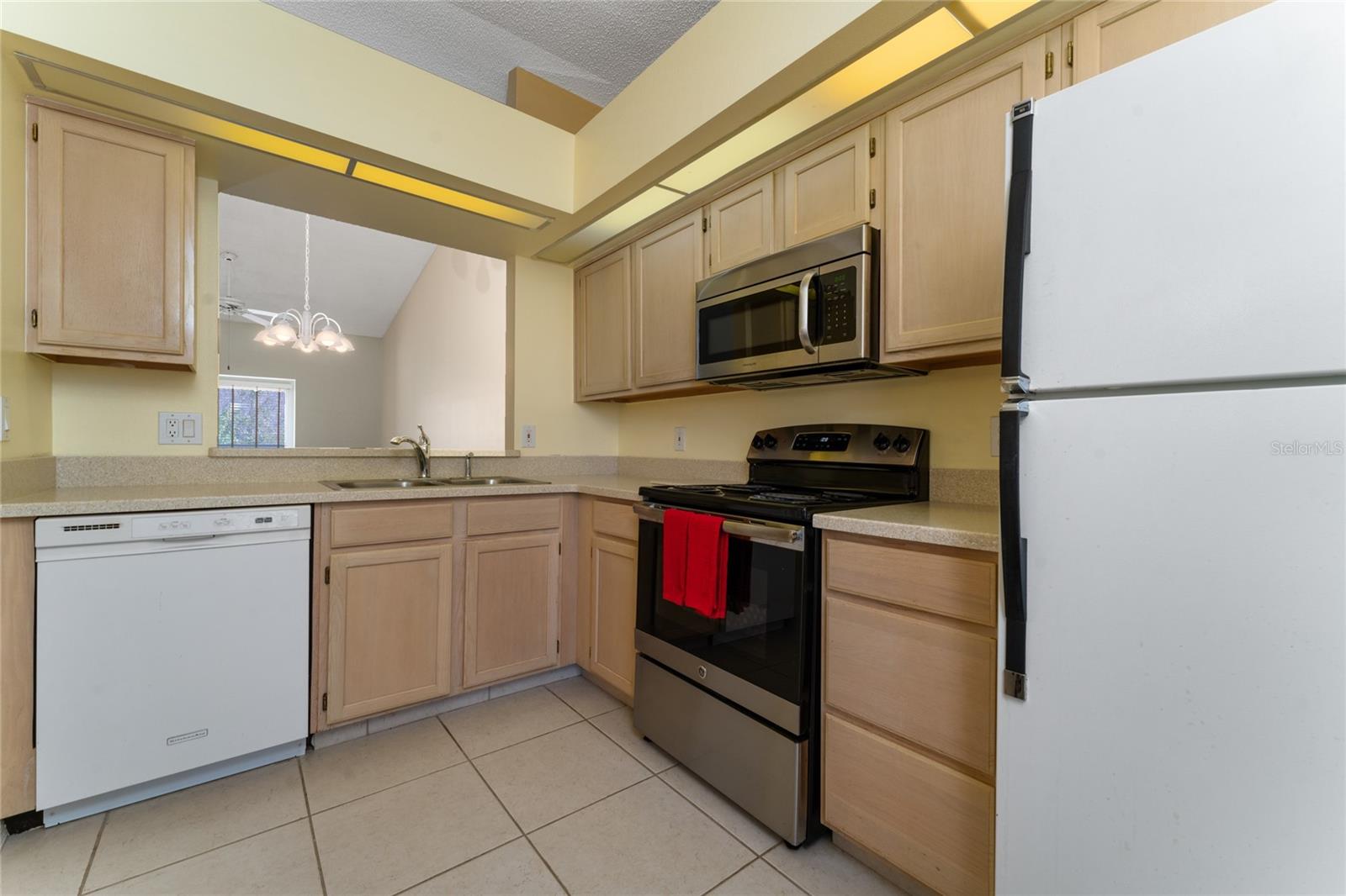 13917 TIMBERLAND DR #201, ORLANDO, FL, 32824