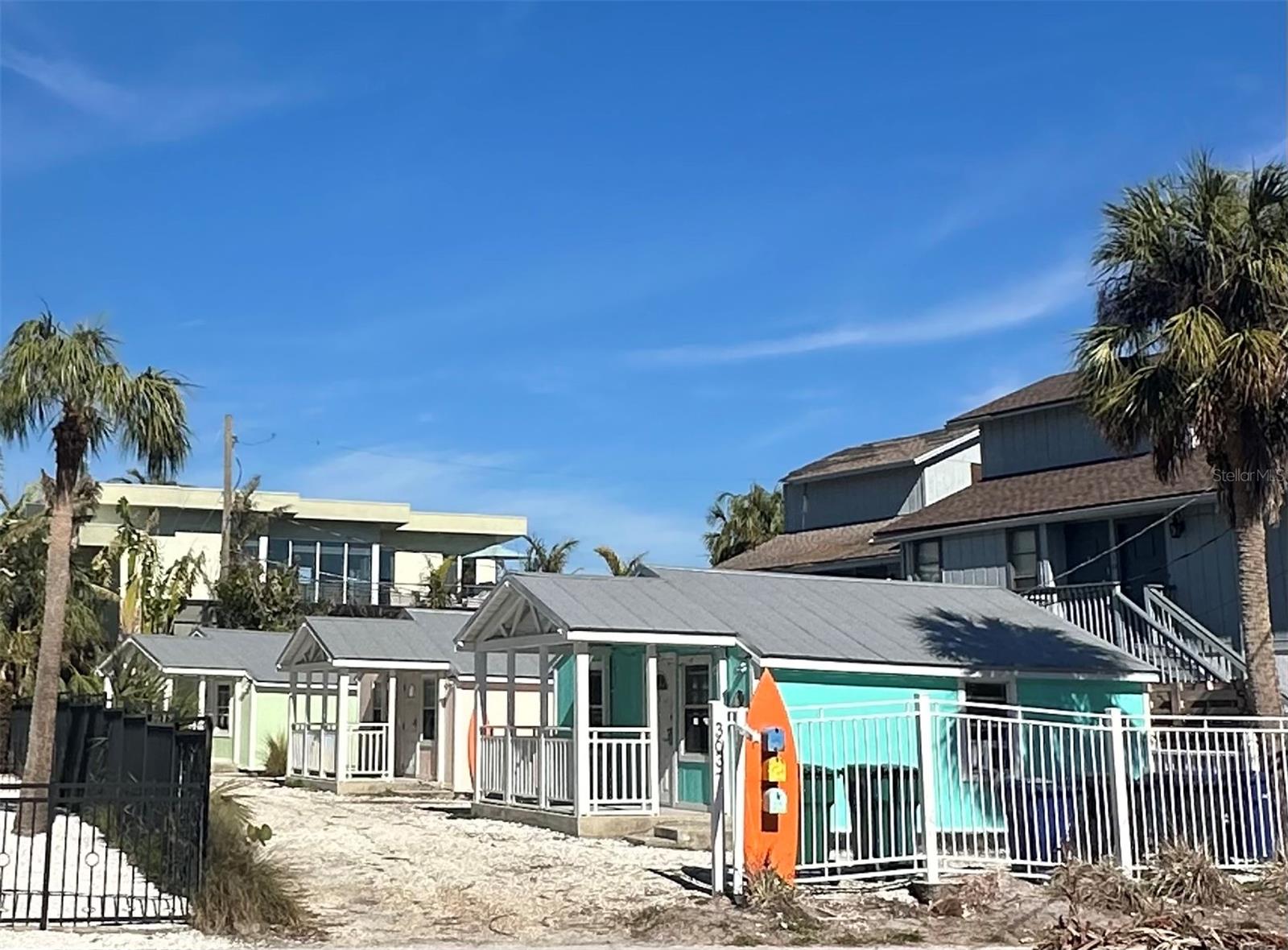 303 BEACH RD, SARASOTA, FL, 34242
