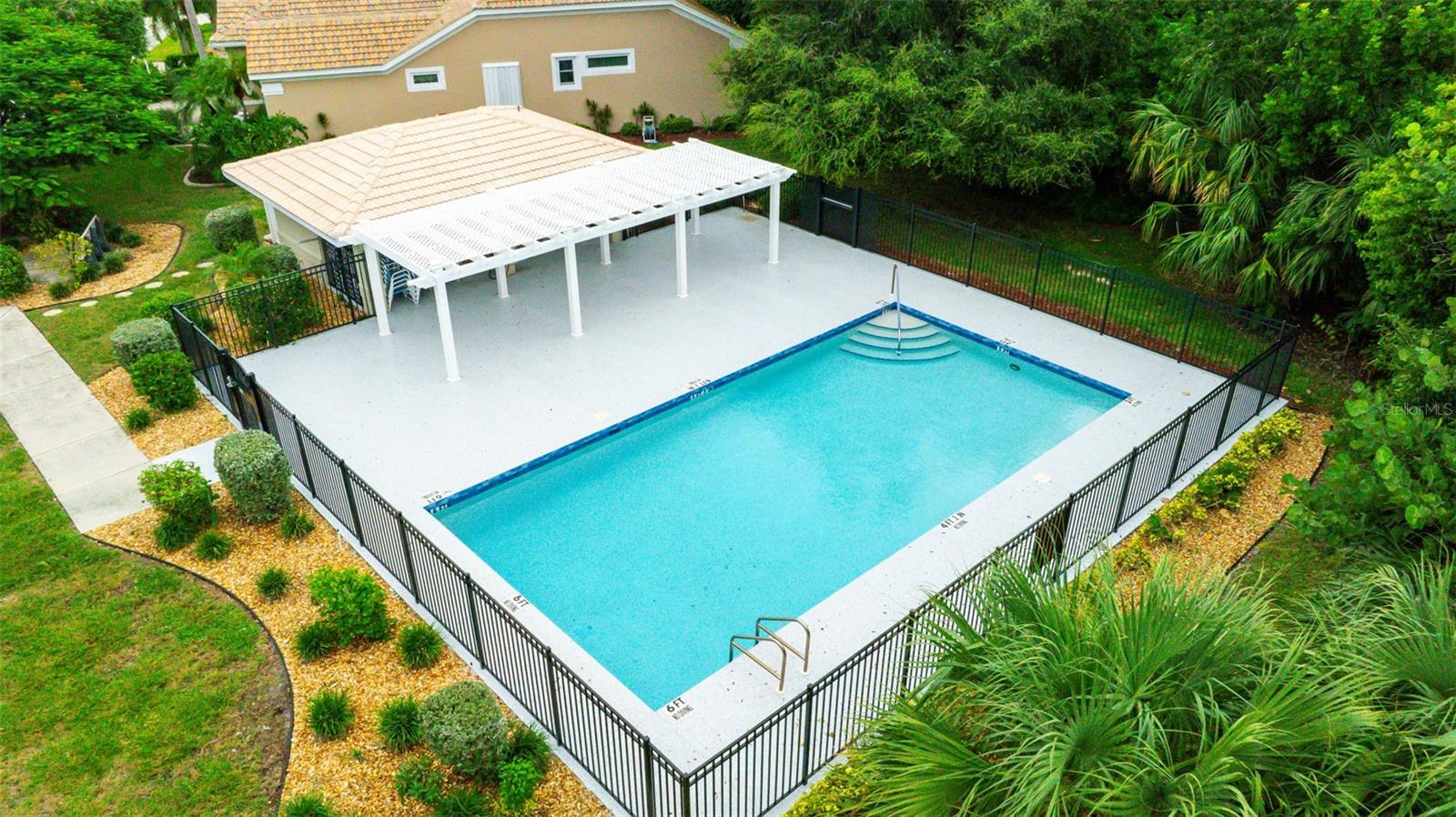 320 LANGHOLM DR, VENICE, FL, 34293