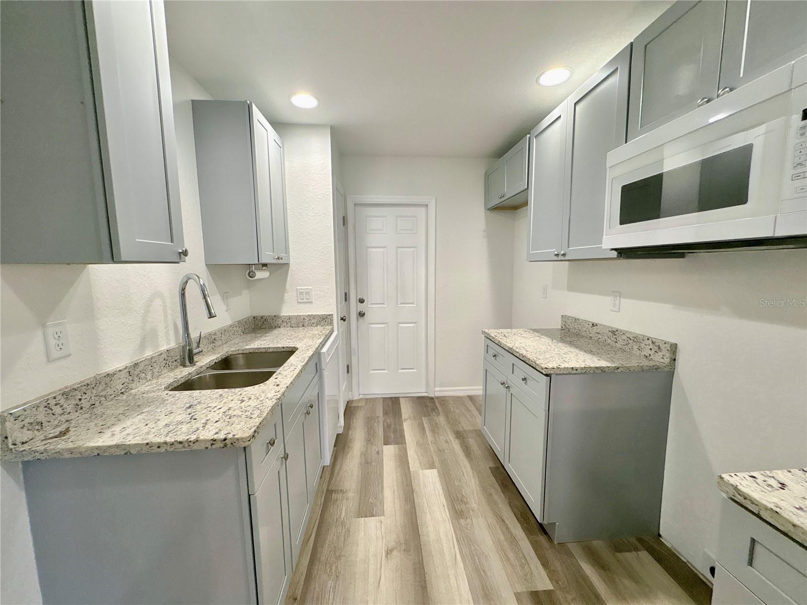 5739 SE 163RD CT, OCKLAWAHA, FL, 32179