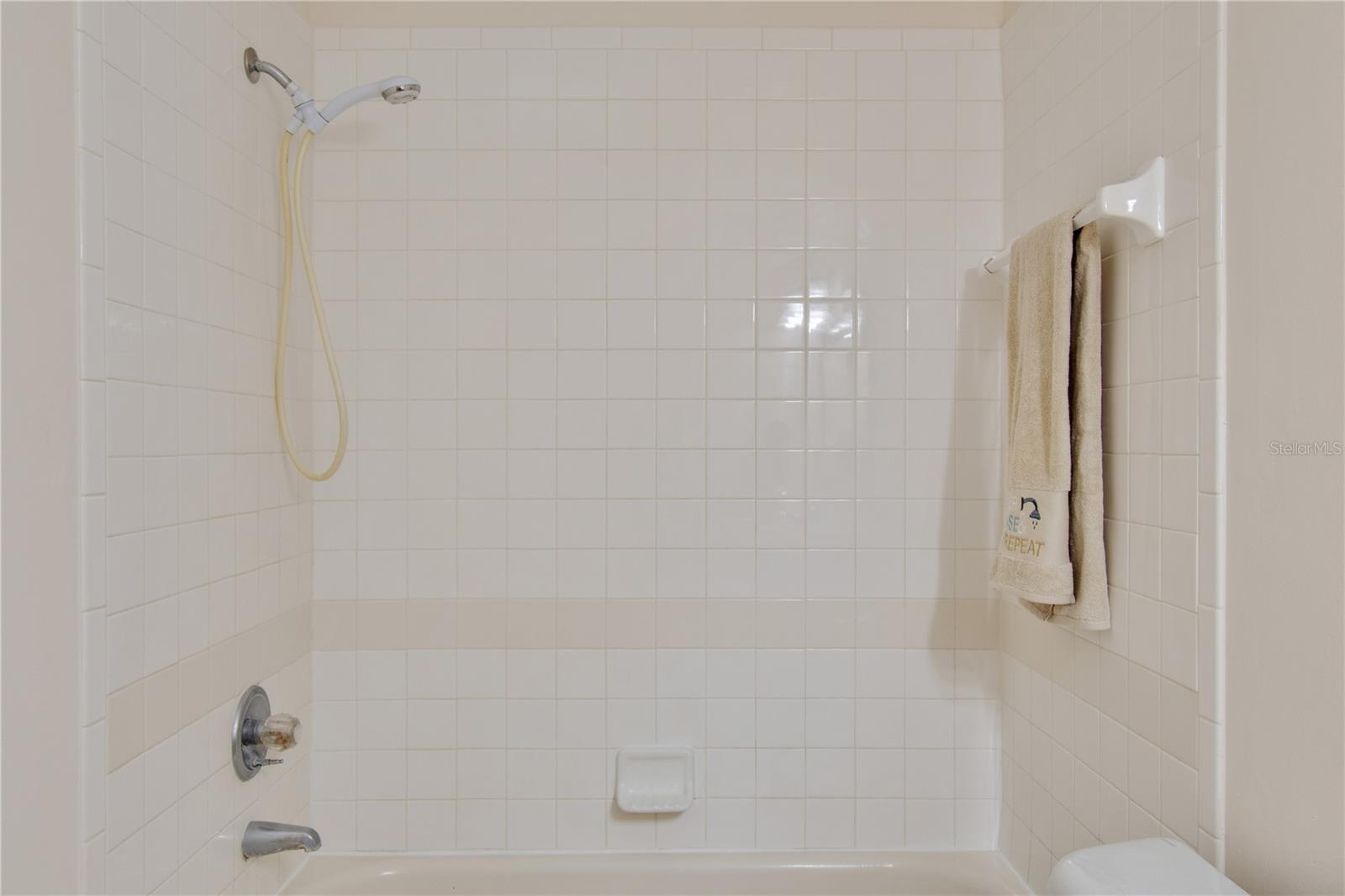 100 CORAL REEF CT N #B, PALM COAST, FL, 32137