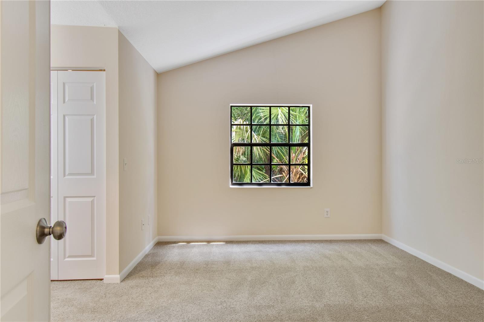 100 CORAL REEF CT N #B, PALM COAST, FL, 32137