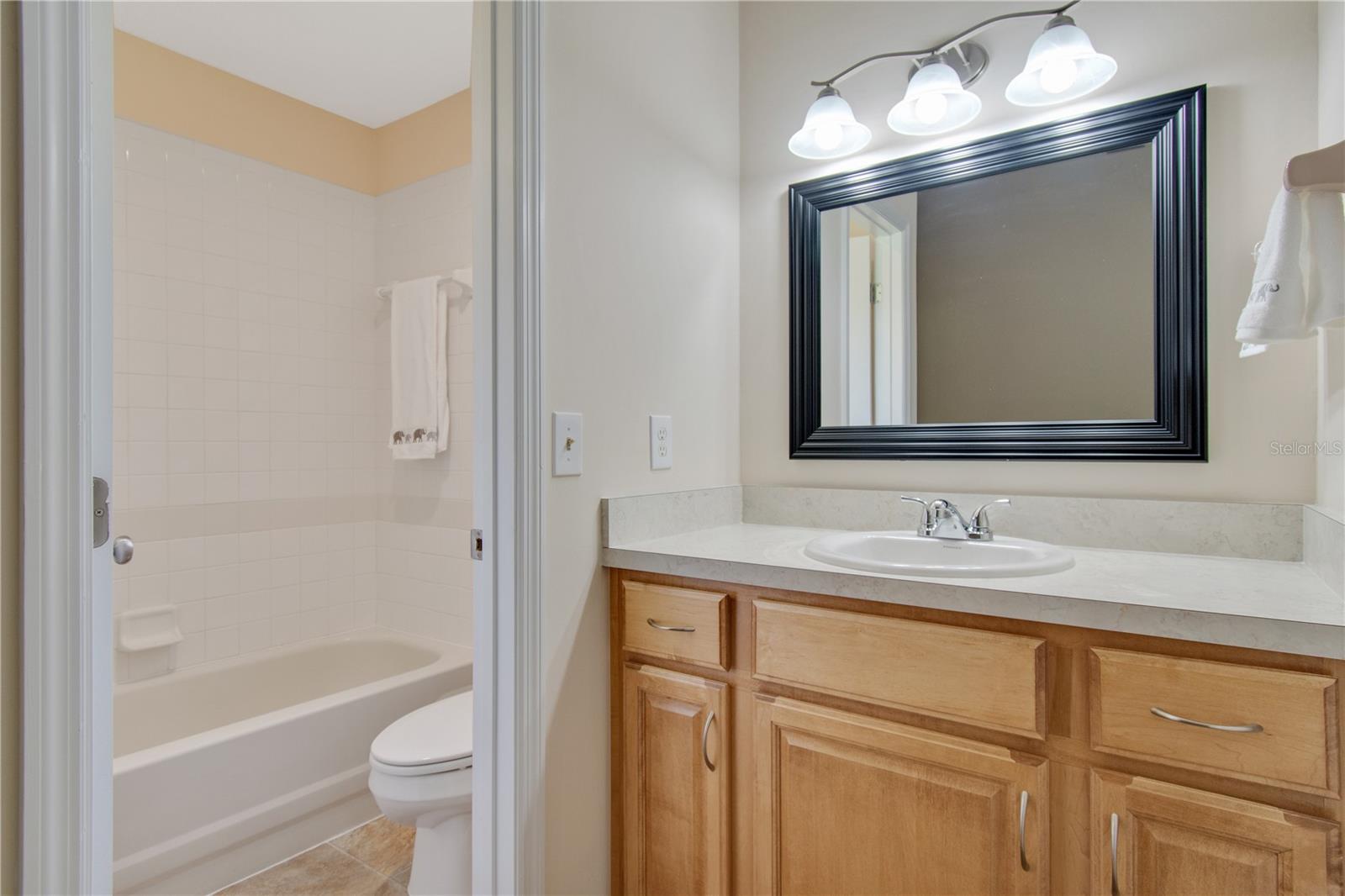 100 CORAL REEF CT N #B, PALM COAST, FL, 32137