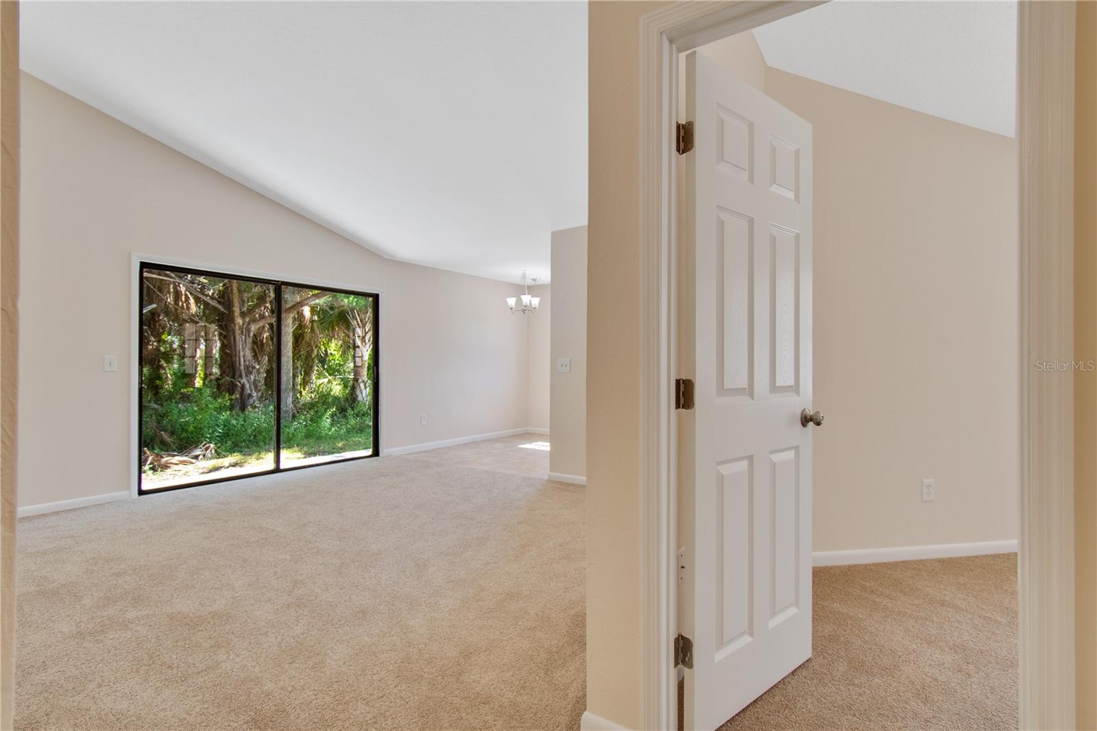 100 CORAL REEF CT N #B, PALM COAST, FL, 32137