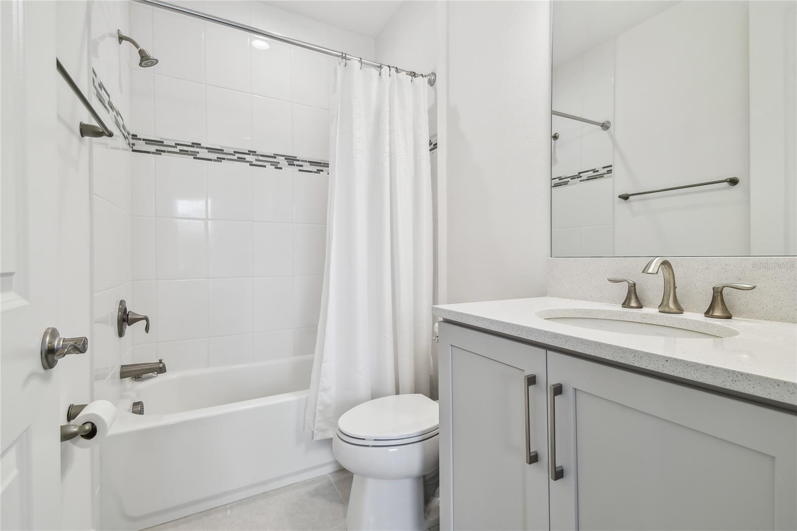 3135 GREAT BANYAN WAY, WESLEY CHAPEL, FL, 33543